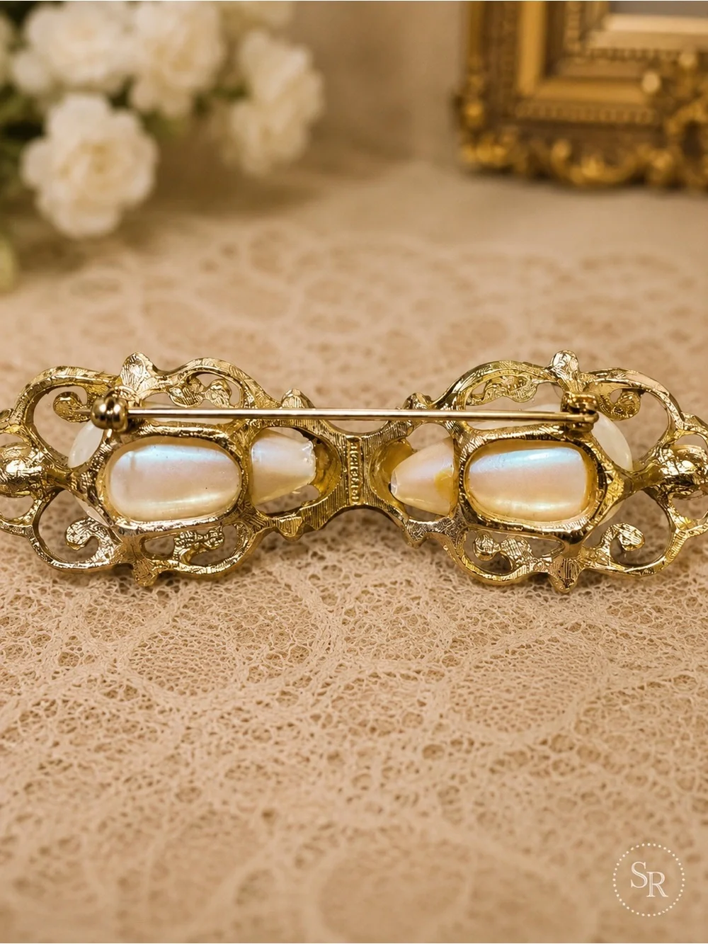 Large Vintage Richelieu Pearl Bow Brooch Rhinestone Rococo Gold Tone Signed